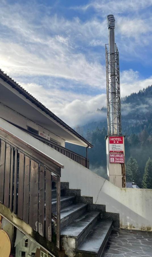 Hotel Tarvis Exterior photo